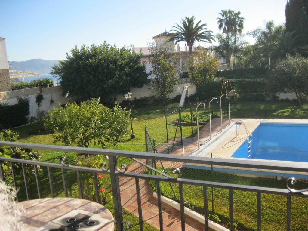 Edificio Acapulco Lejlighed Nerja Eksteriør billede